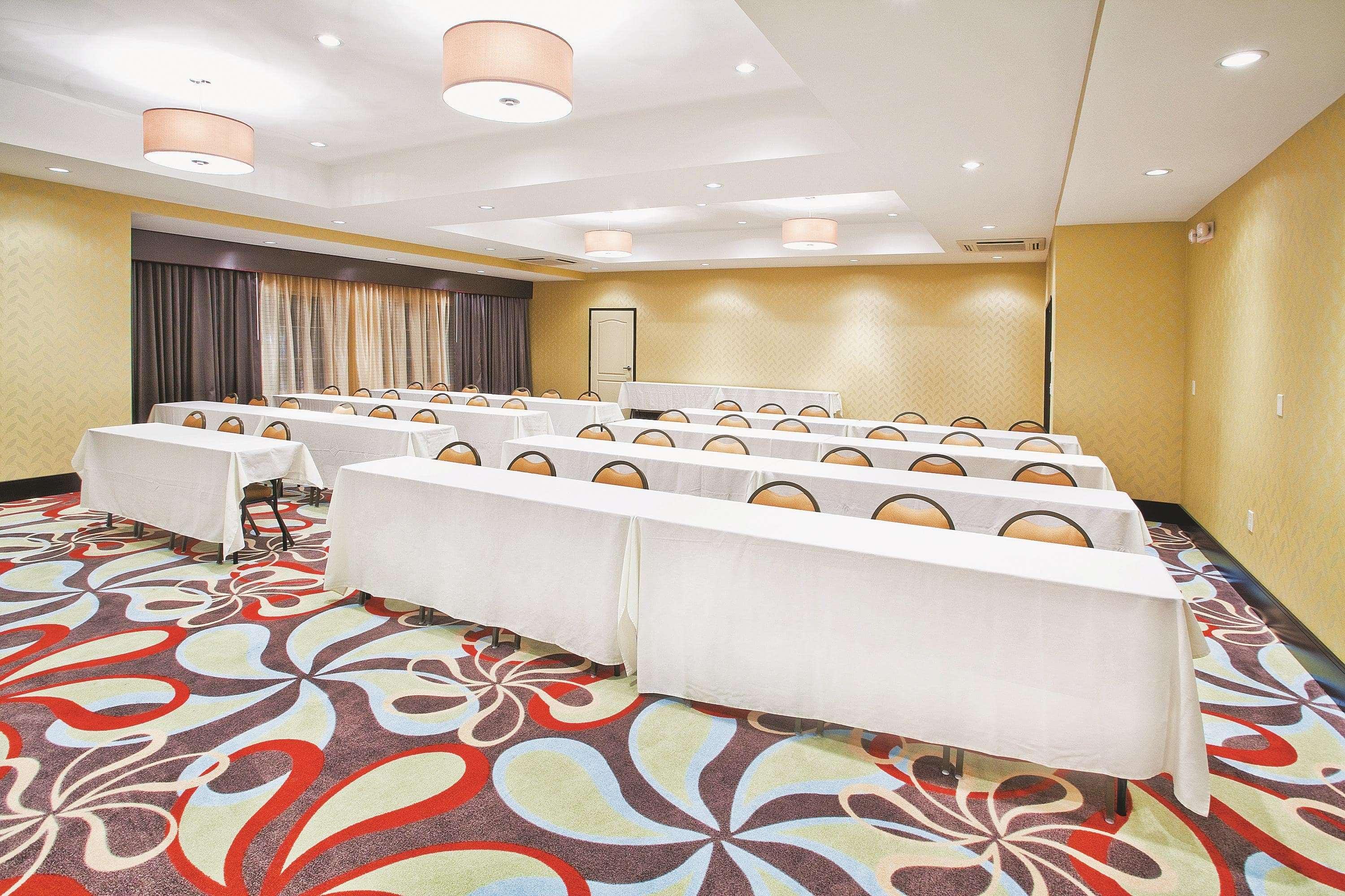 La Quinta By Wyndham Hinesville - Fort Stewart Zaplecze biznesowe zdjęcie